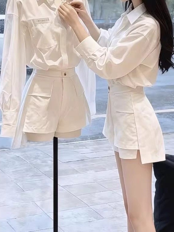 Vintage Fashion Pieces - Conjunto de Camisa Branca Elegante e