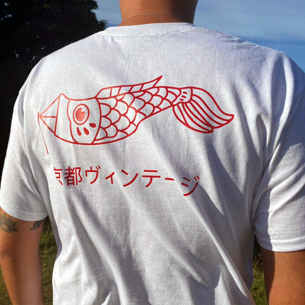 Vintage Fashion Kyoto - Unisex t-shirt de manga curta no