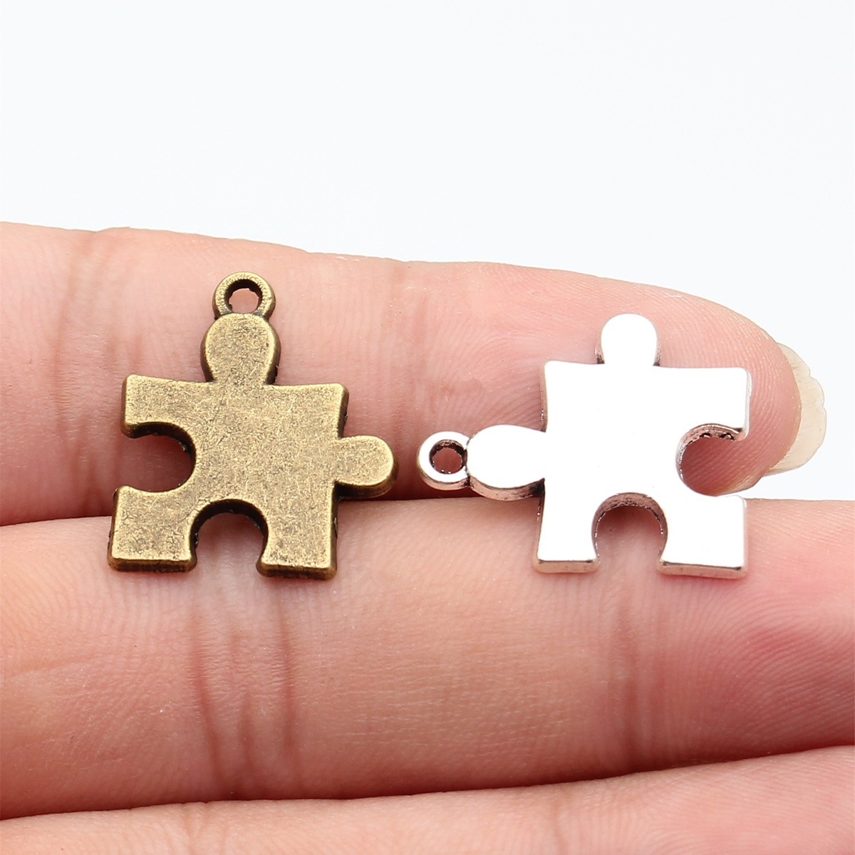 Vintage Fashion Pieces - WYSIWYG 10 peças 23x20mm 2 Cores