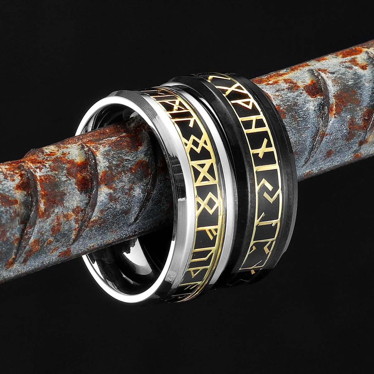 Anel Viking com Runas Futhark  - Vintage Fashion Newtown avaliação e preço